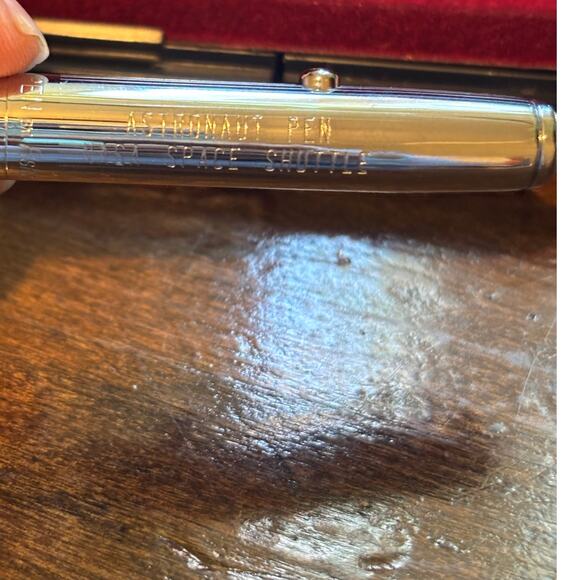 Fisher Space Pen Paul C. Fisher Nasa Astronaut Pen Paper Work Inc. Velvet Case - Picture 10 of 10